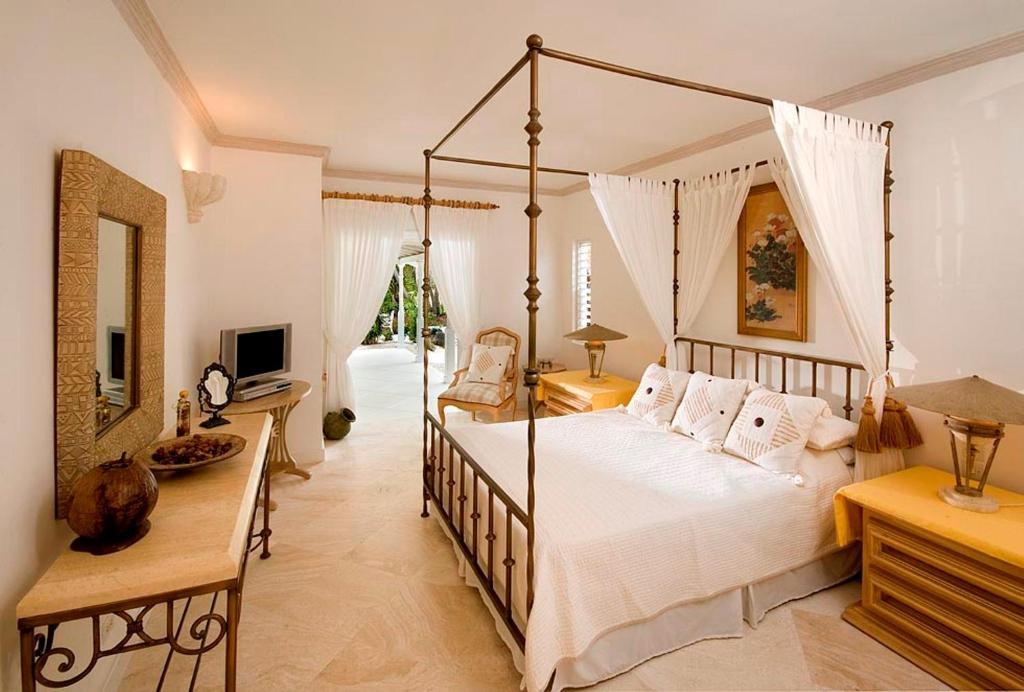 Coconut Grove 1, Luxury Villa By Island Villas Saint James Habitación foto